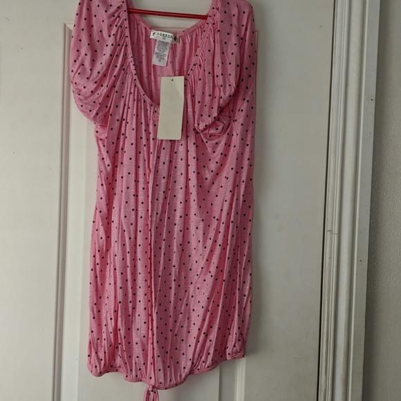 Top - Picture 2 of 3